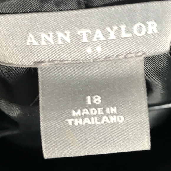 Ann Taylor - NWOT Black Skirt with Button Details - Picture 4 of 5